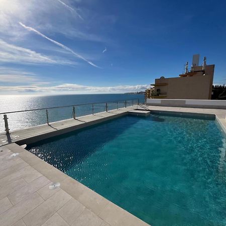 Ensuite Mediterranean Sea Front Фуeнхирола Екстериор снимка