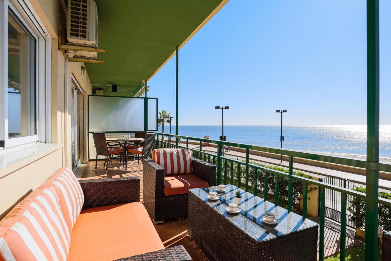 Ensuite Mediterranean Sea Front Фуeнхирола Екстериор снимка